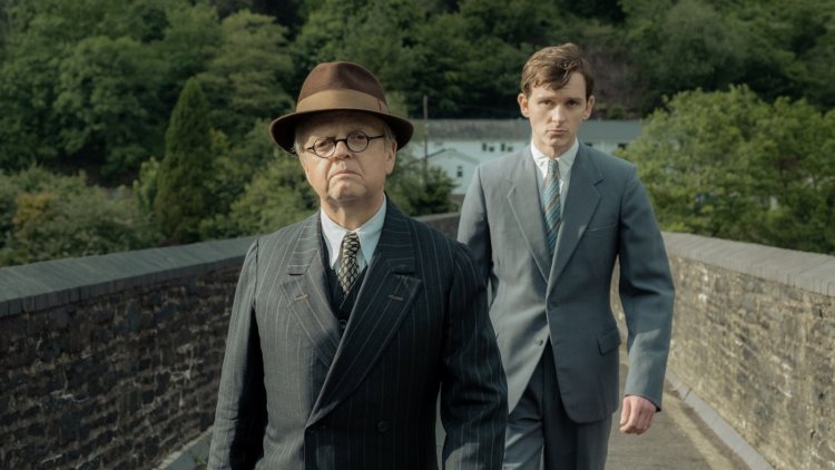 Harry Lawtey Becomes Richard Burton In Biopic Mr. Burton – Exclusive Trailer