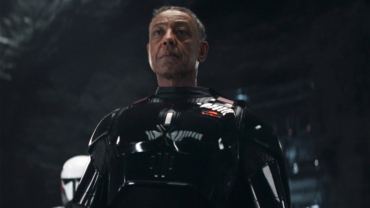 Giancarlo Esposito Thinks ‘There’s More Road’ For Moff Gideon In Star Wars